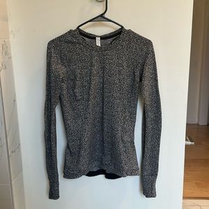 Lululemon runderful long sleeve shirt